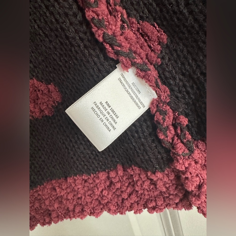 Bobeau $27 Popcorn Maroon Black Polka Dot Cardigan - Picture 6 of 6